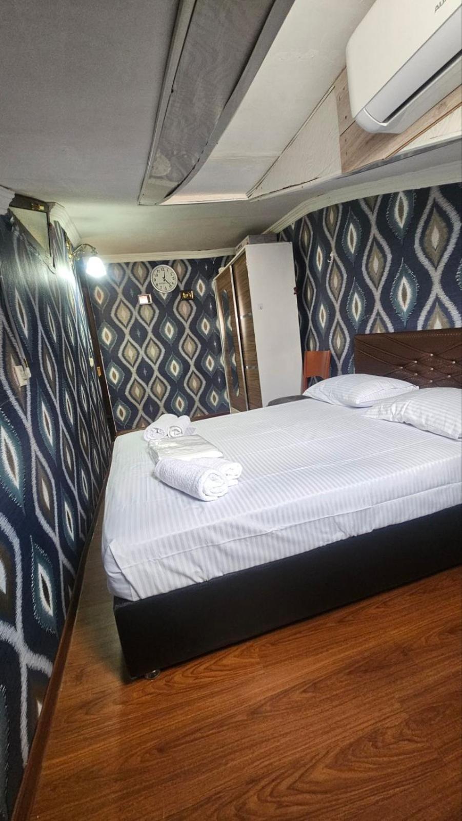 Apartment Zurabi باتومي الغرفة الصورة