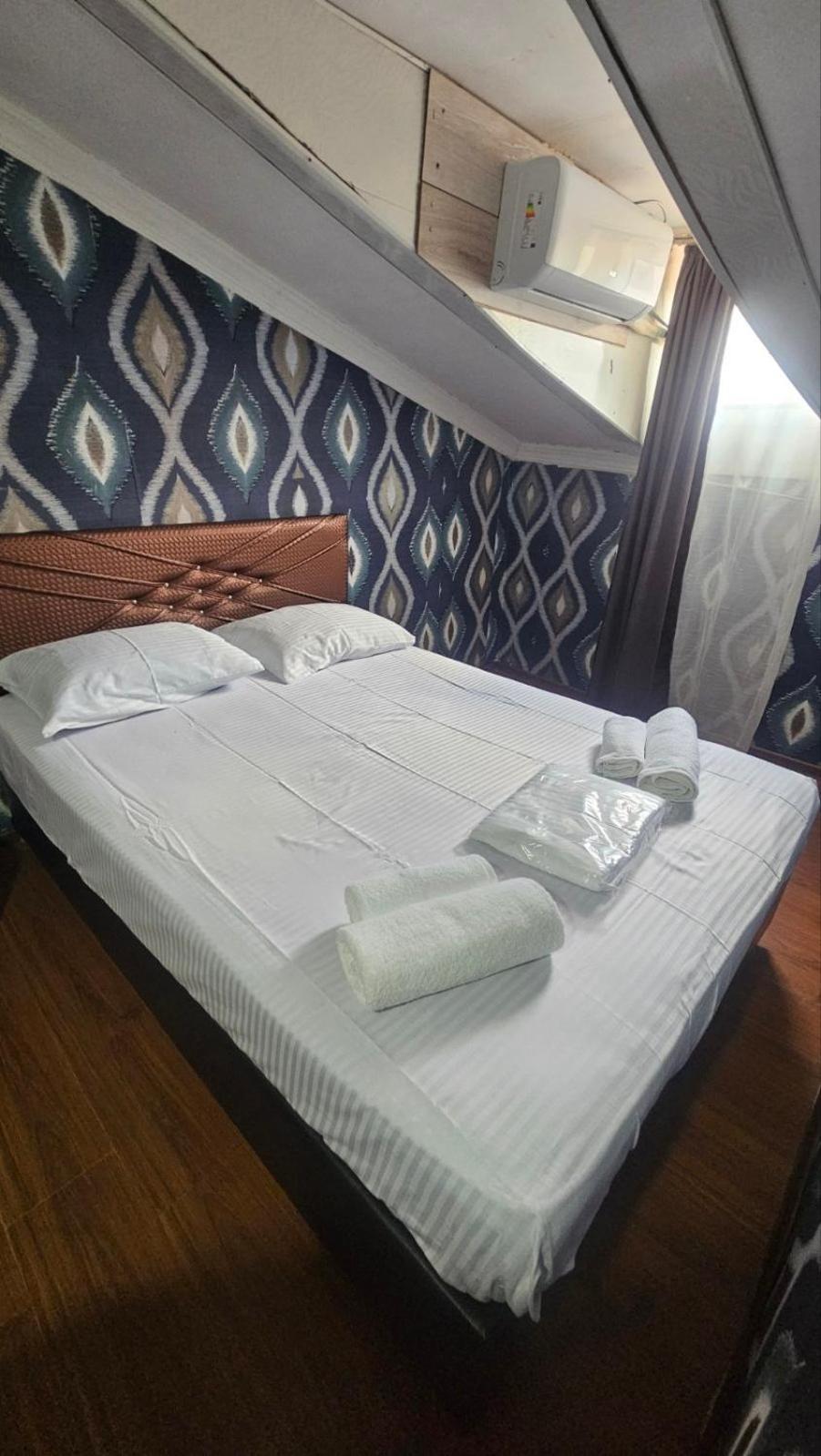 Apartment Zurabi باتومي الغرفة الصورة
