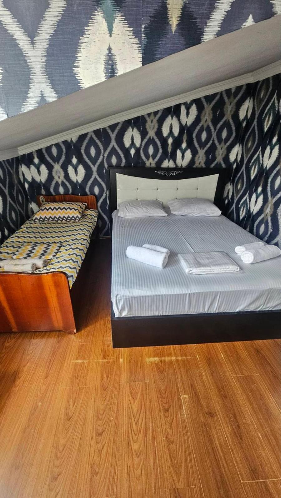 Apartment Zurabi باتومي الغرفة الصورة